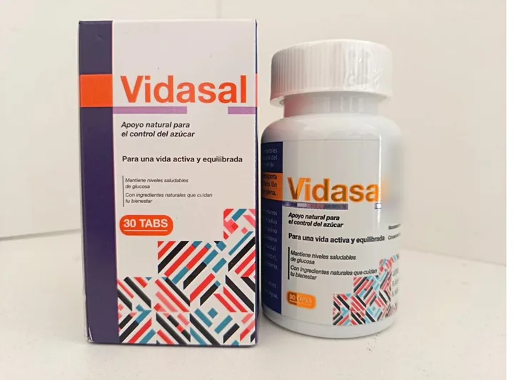 Caja morada y frasco blanco de Vidasal, versión ecuatoriana